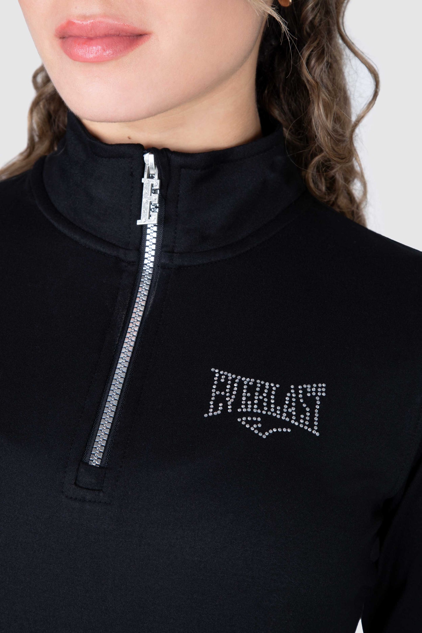 POLERA FITFUL NEGRA EVERLAST