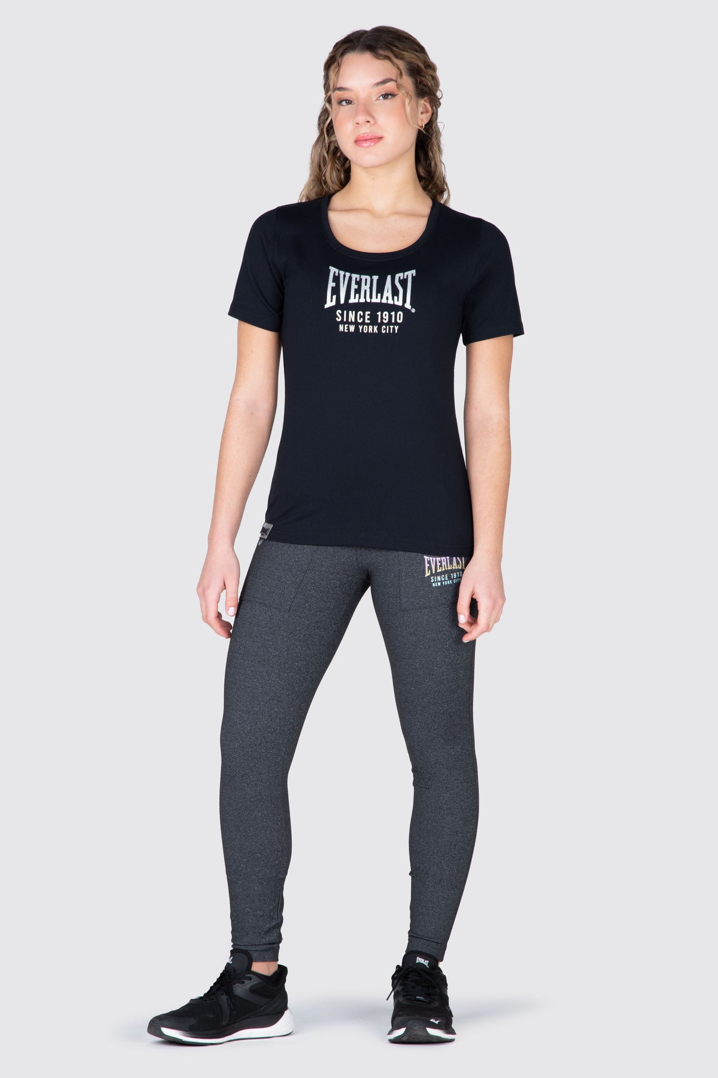 POLERA BASIC NEGRA TWO EVERLAST
