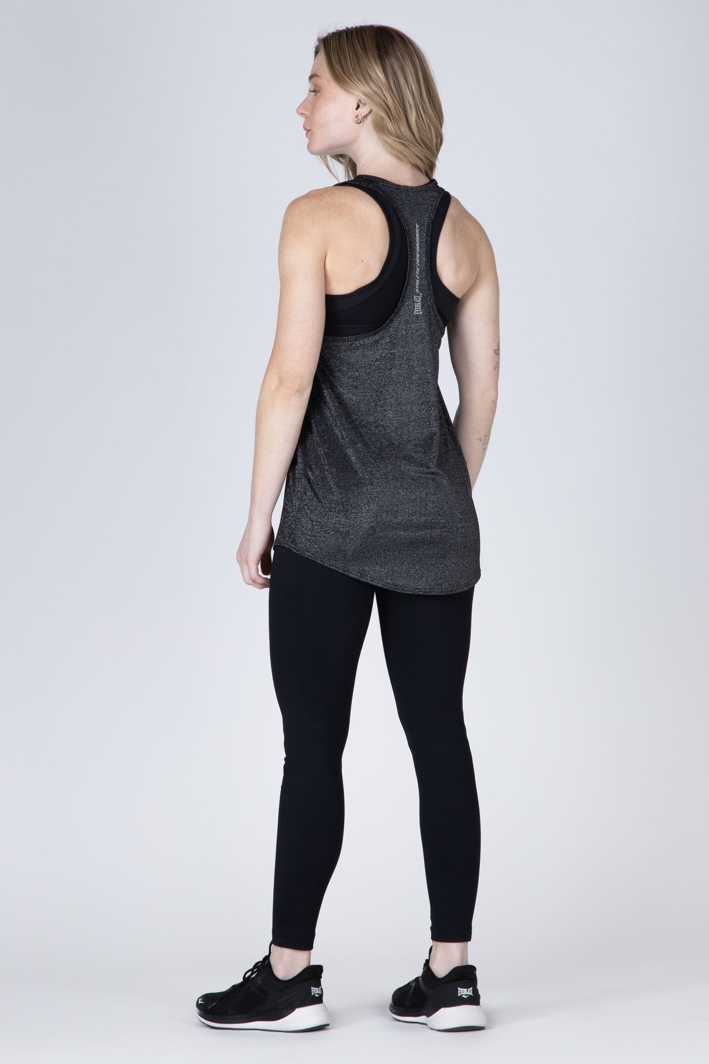 POLERA TANK INSTITUTE NEGRA EVERLAST