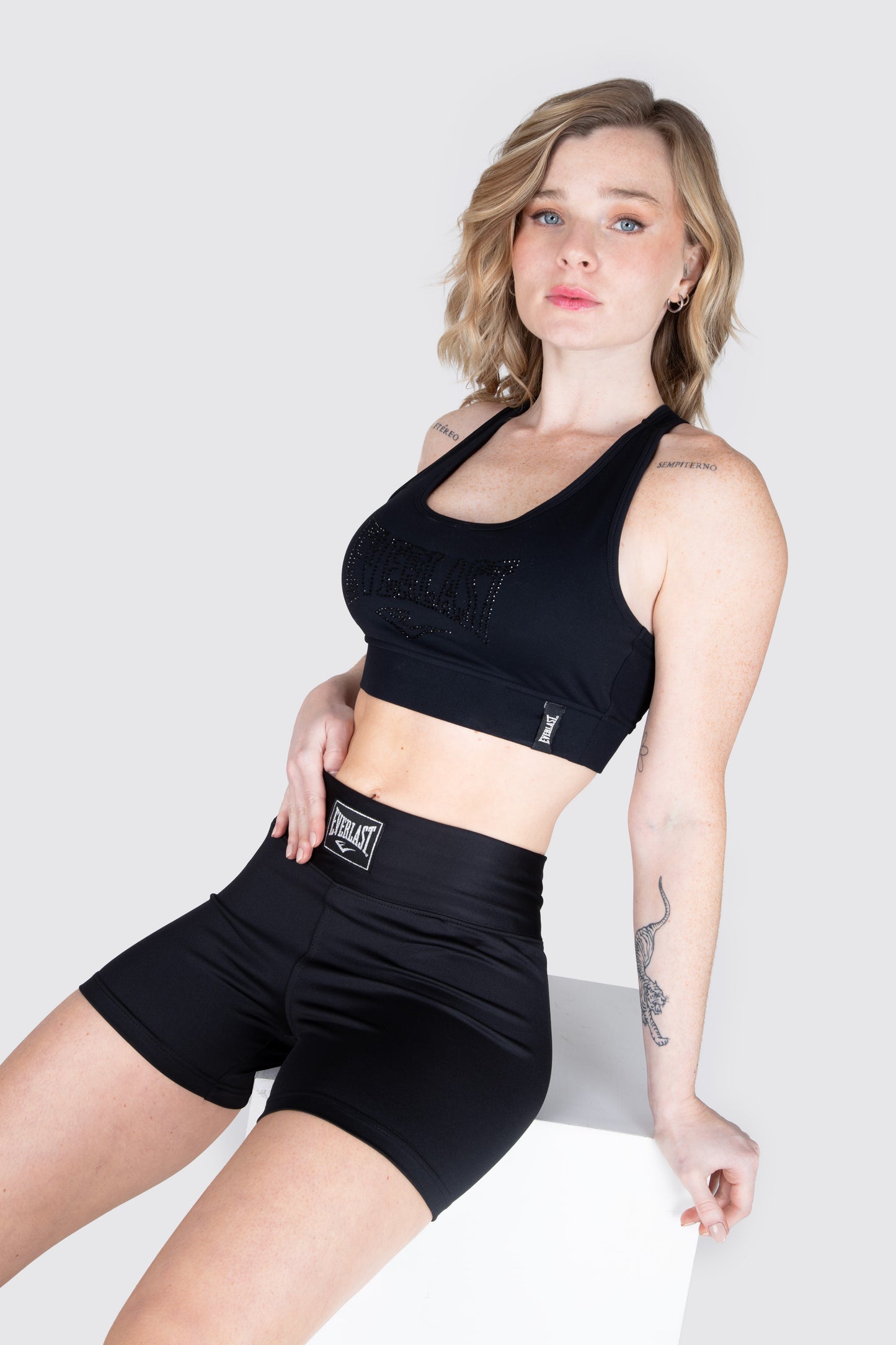 LEGGING SHORT NEGRO EVERLAST