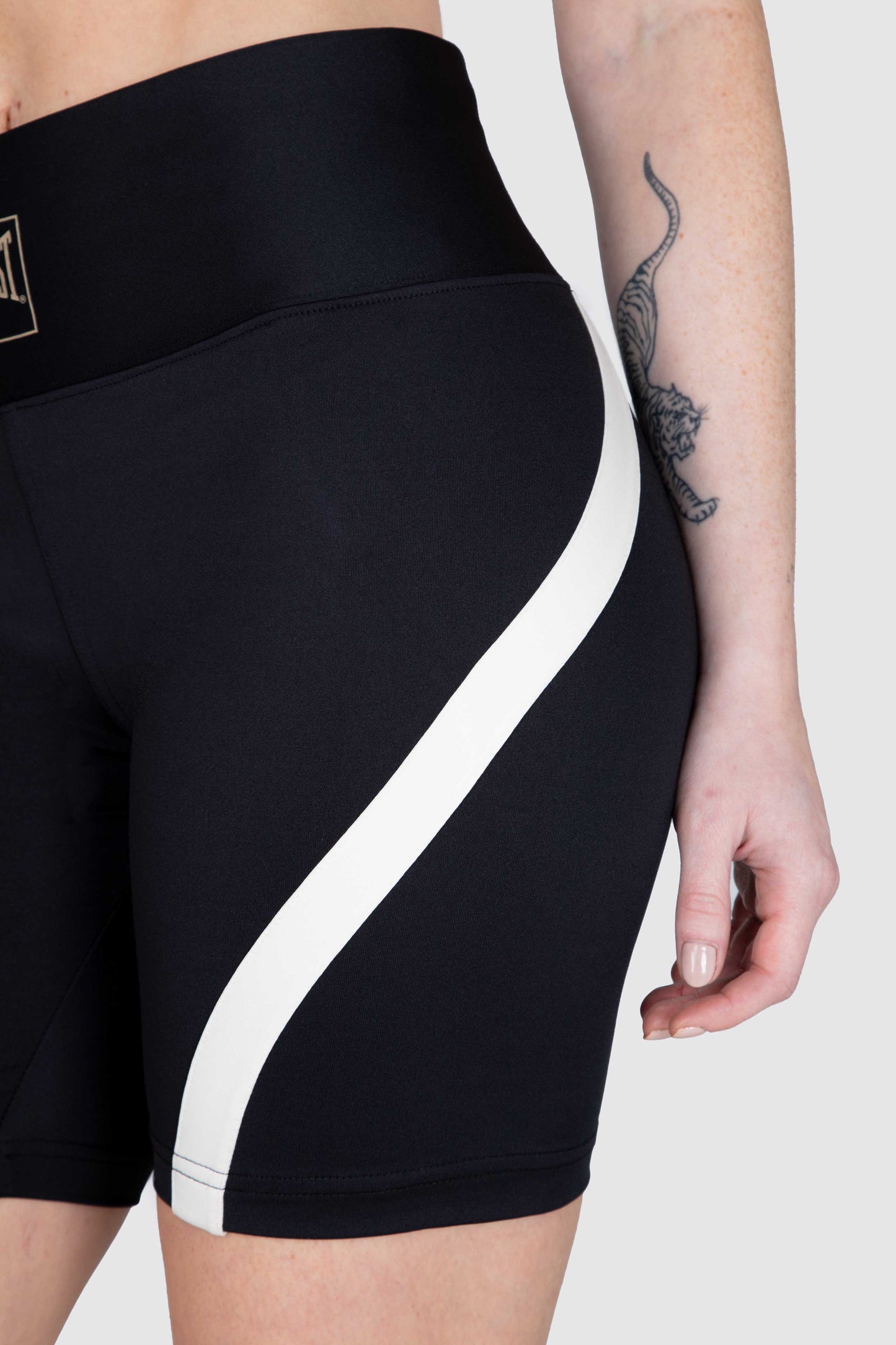 LEGGING BIKER NEPTUNO NEGRA EVERLAST