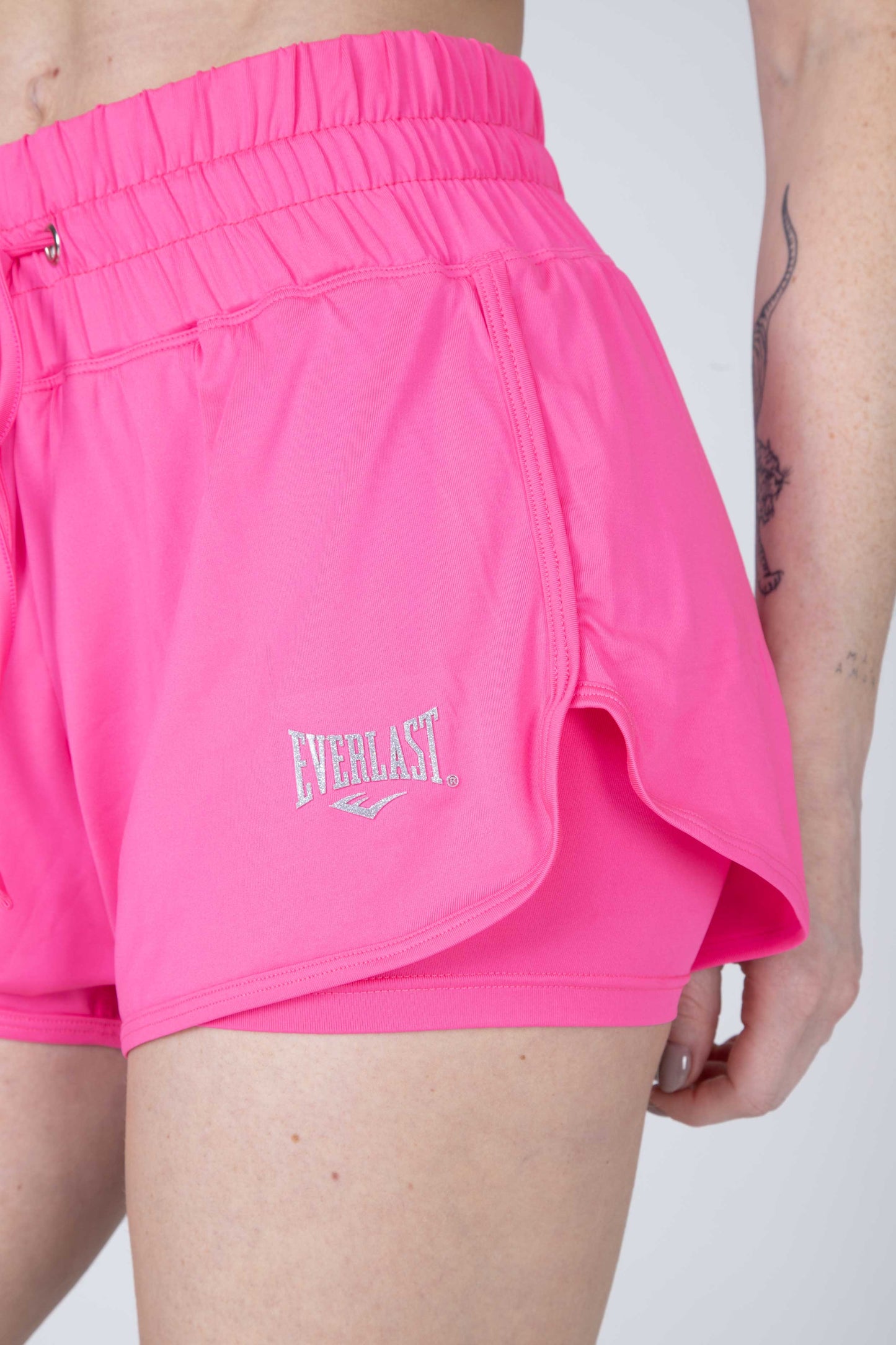 SHORT NEARBY FUCSIA EVERLAST