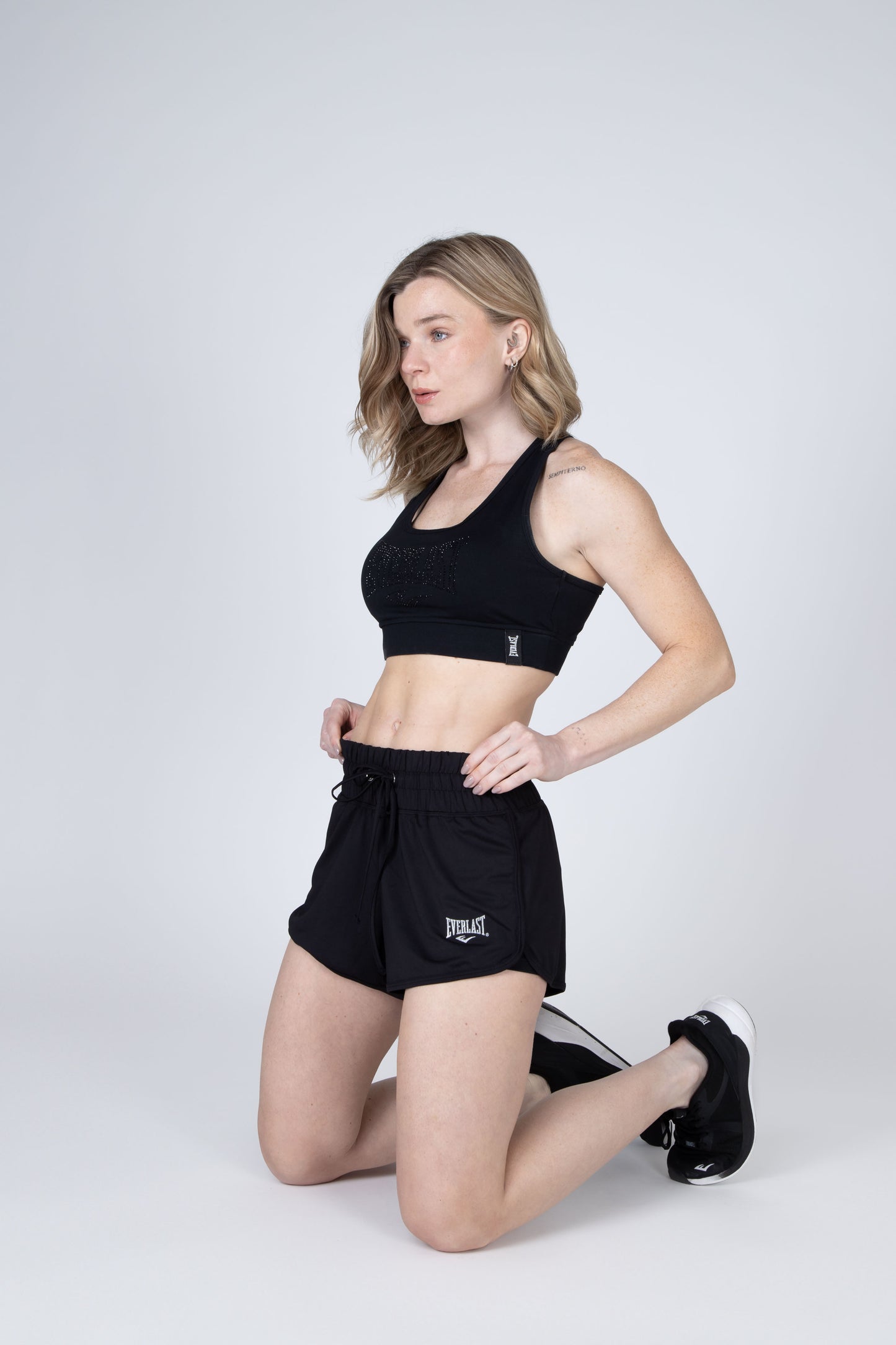 SHORT NEARBY NEGRO EVERLAST