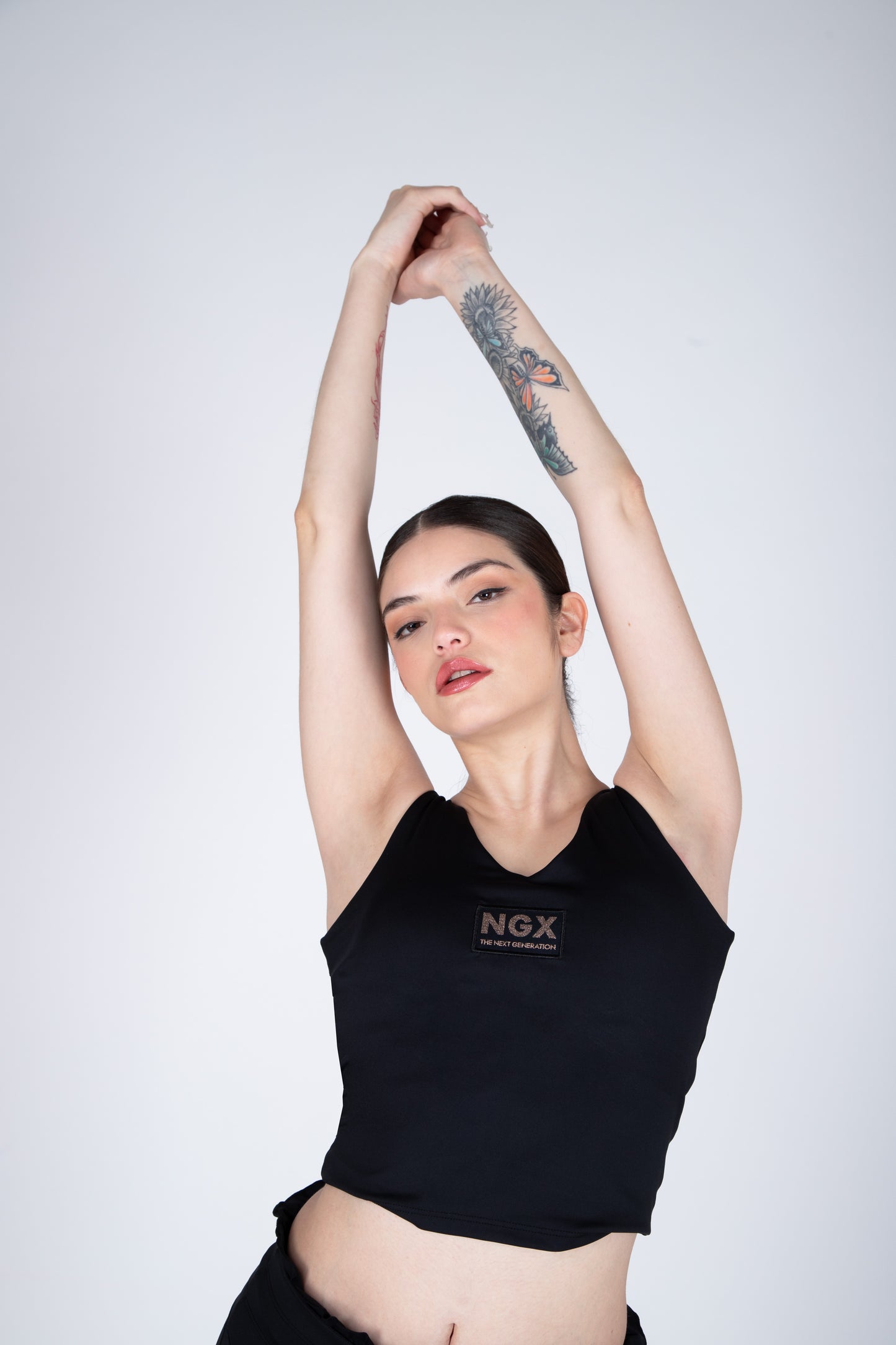 POLERA TANK IMPETUS NEGRO NGX