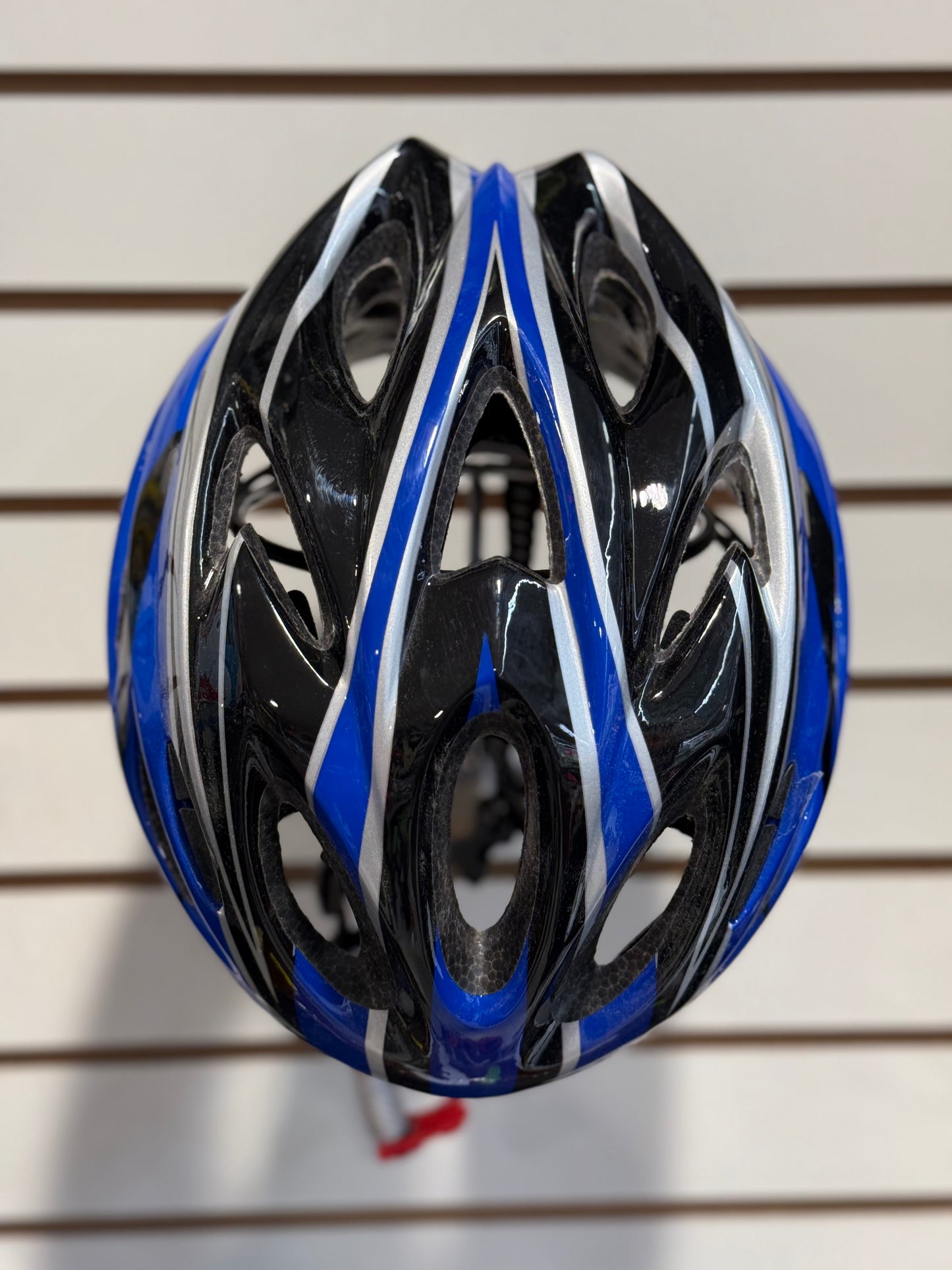 CASCO PARA BICICLETA AZUL CON NEGRO