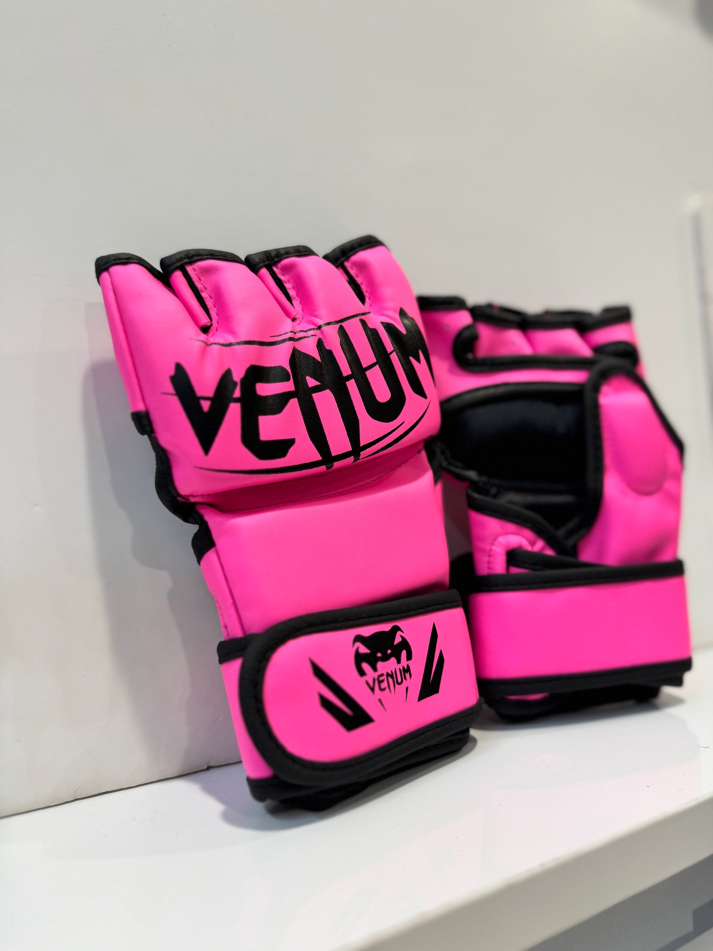 GUANTES KICK BOXING VENUM