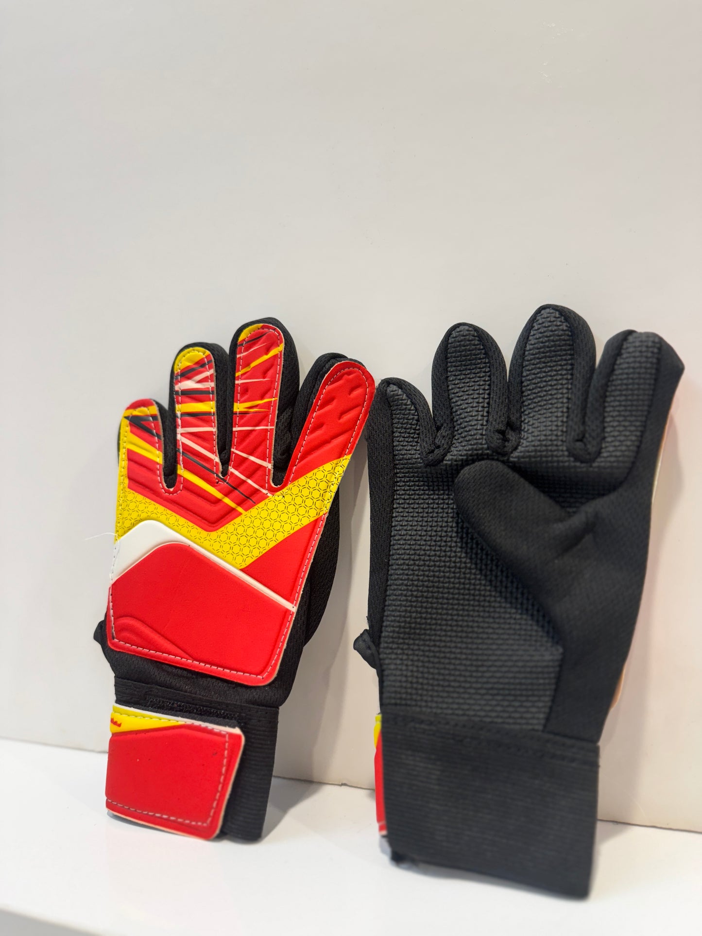 GUANTES PARA ARQUERO ROJOS NIÑOS
