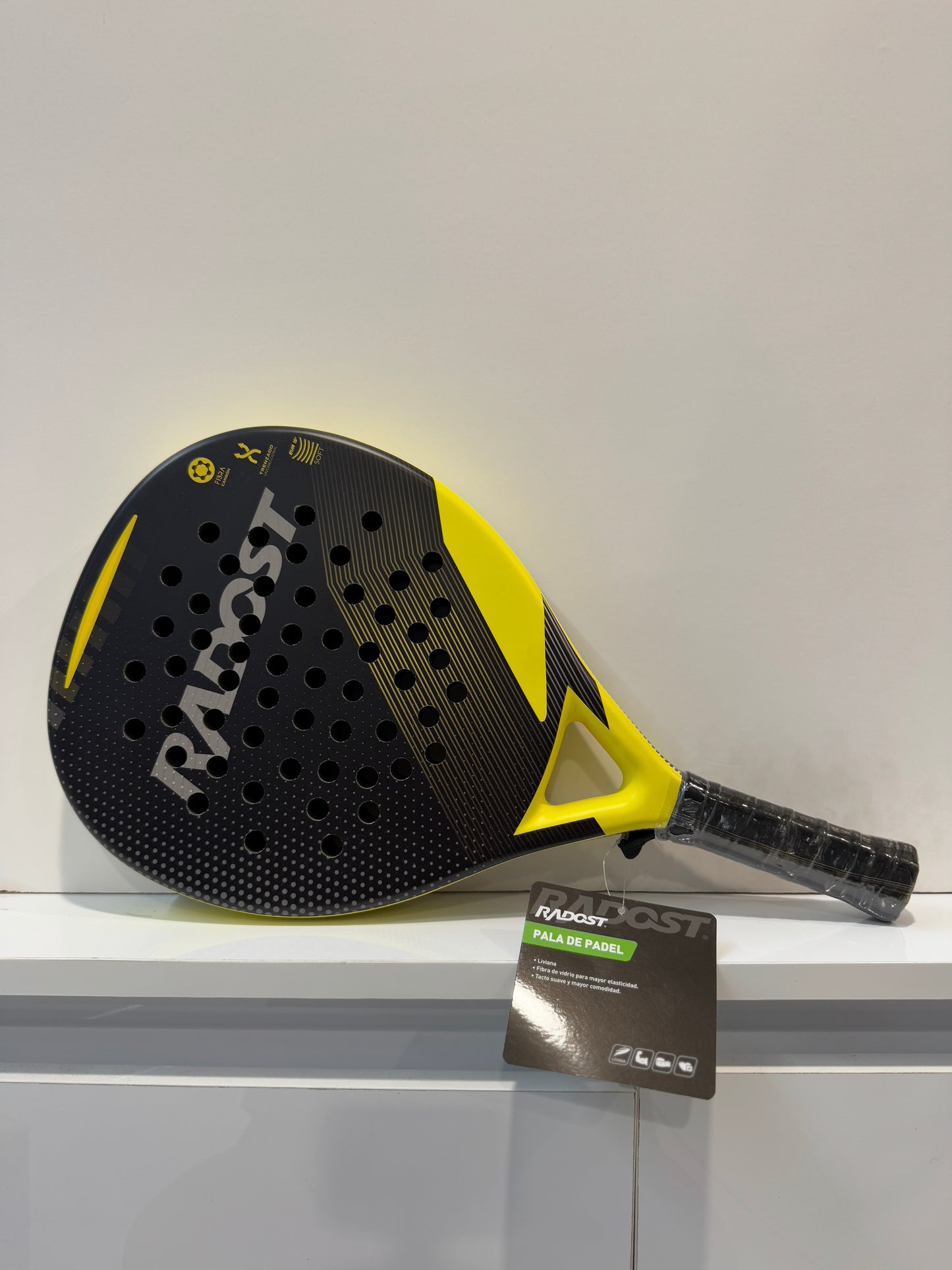 PALA DE PADEL AMARILLA